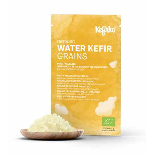 Sušena zrna vodnega kefirja.